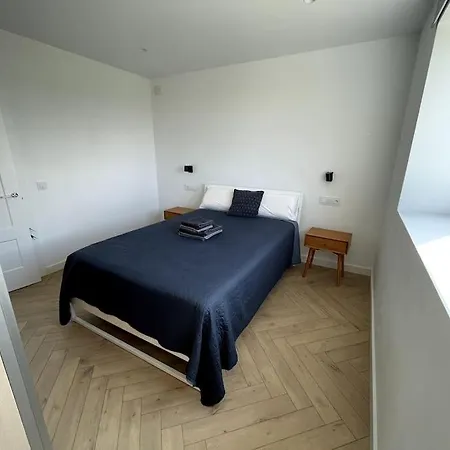 Casa Albuerne Χιχόν